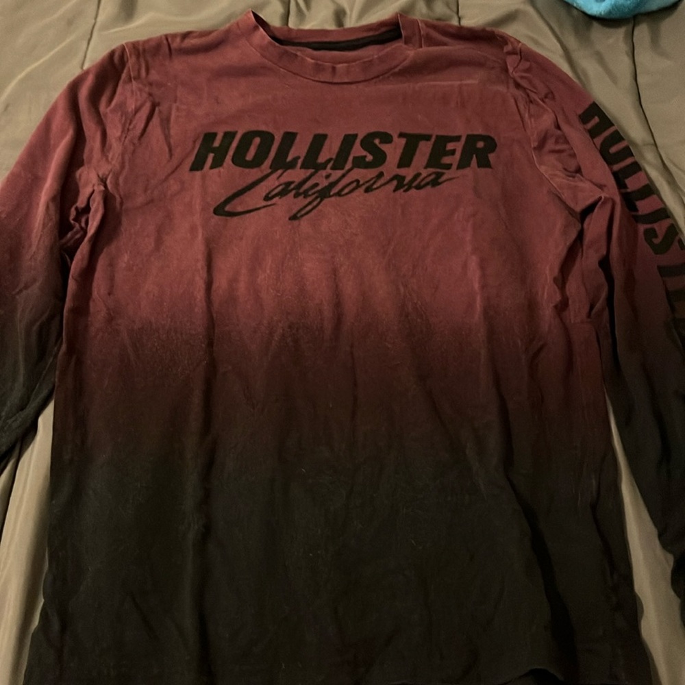 Hollister shirt